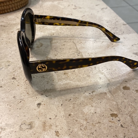 Gucci 3815/S Sunglasses in Dark Havana - Picture 10 of 10